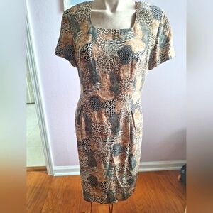 Spenser Jeremy  Women's petite 10 Animal Print 100% Silk